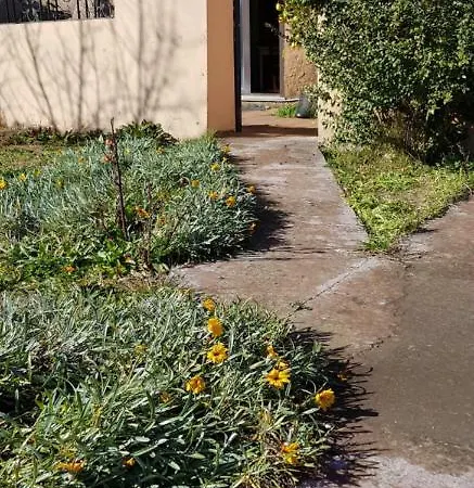 Apartment Monolocale Indipendente Con Giardino